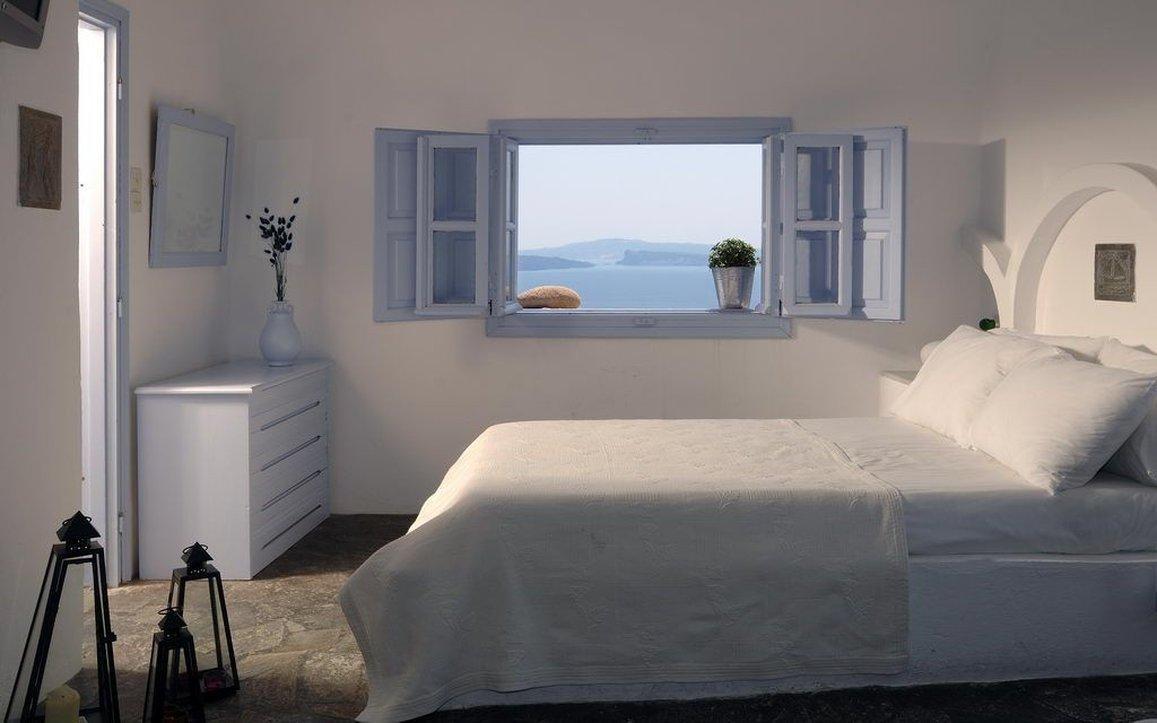 Armeni Village Oia  Room photo